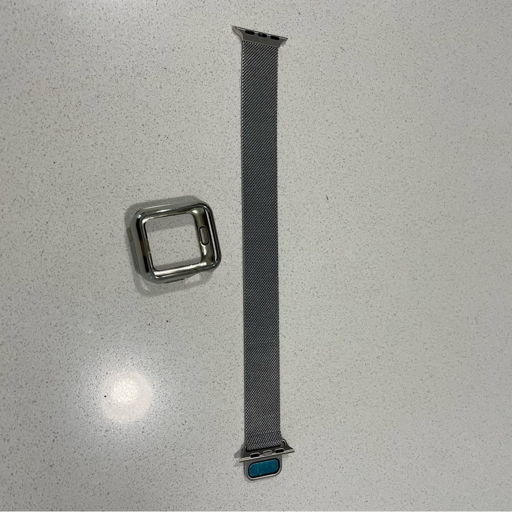 Magnetic Apple Watch Band + Case